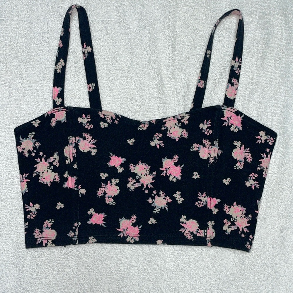 Garage Strappy Back Cropped Tank Top